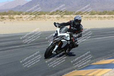 media/Mar-24-2025-Moto Forza (Mon) [[57ce5c5cff]]/3-Beginner Group/Session 3 (Turn 6 Inside)/